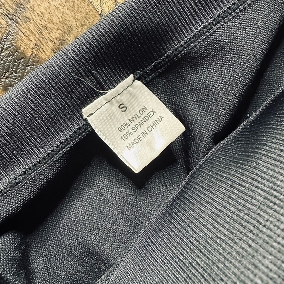 CRVS Seamless No Scrunch Black Leggings - Picture 5 of 5